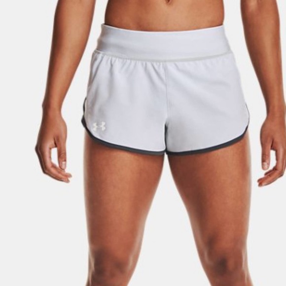 0232 NEW Under Armour Speed Pocket Athletic Shorts - Picture 1 of 8